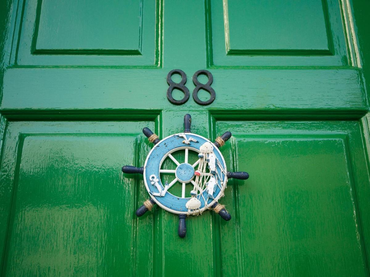 The Nautical Apartment Portrush Pokoj fotografie